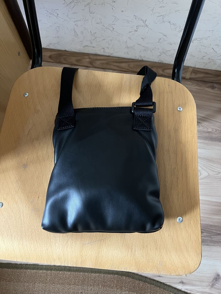 Calvin Klein Jeans чанта през рамо