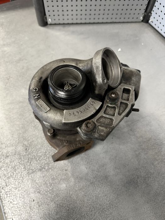 Турбината е в перфектно здраве свалена е от е90 163 кс