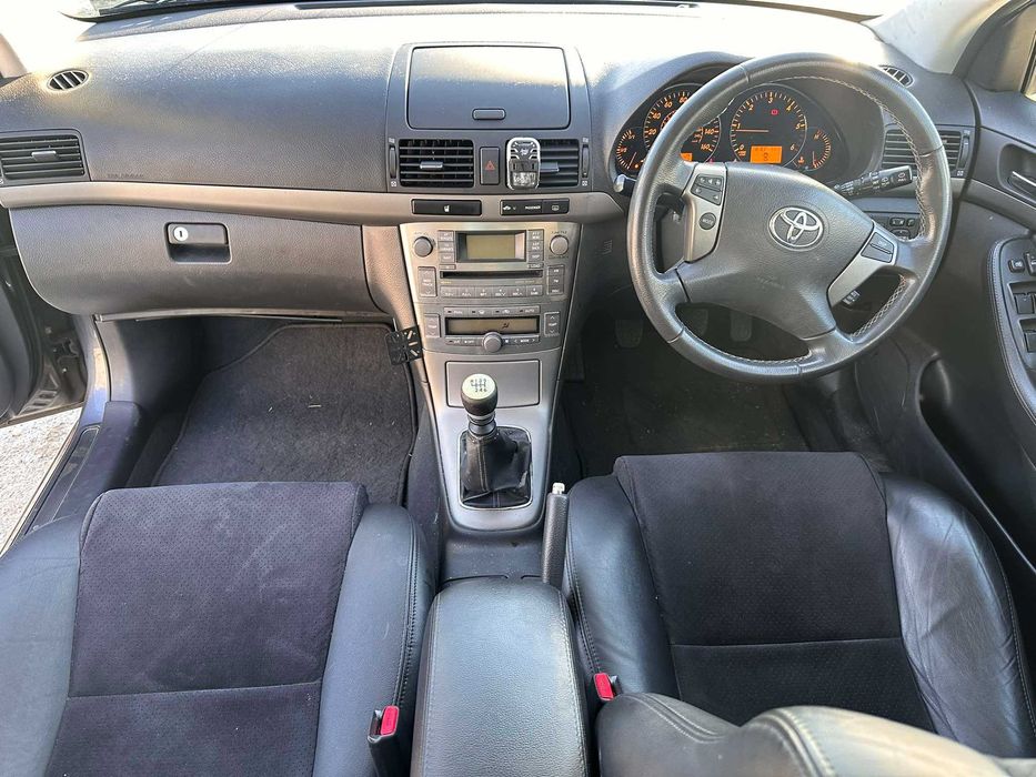 Кожен Салон АЛКАНТАР за Toyota Avensis 2003-2008г За Комби/Хечбег