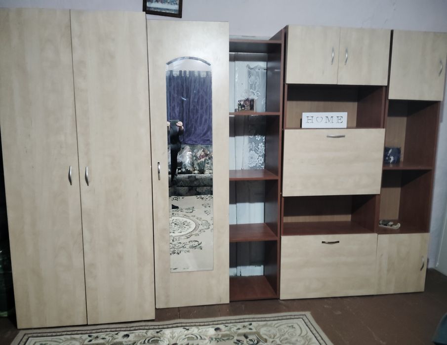 Vând mobilă făcută pe comandă