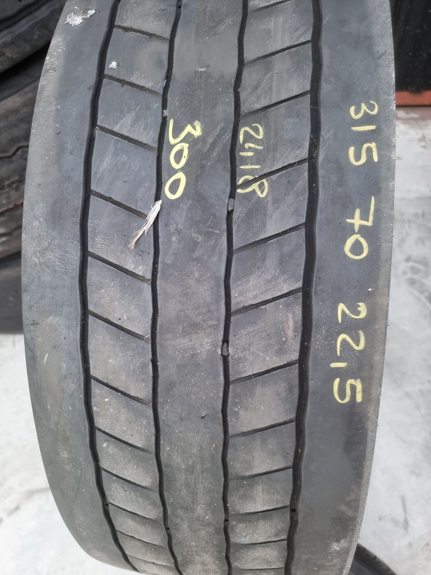 315.70.22,5 goodyear m+s o buc