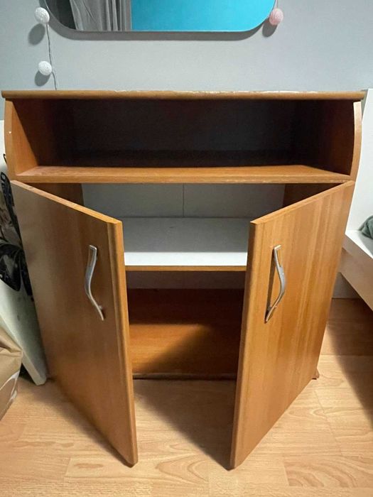 Скрин и двукрилен гардероб