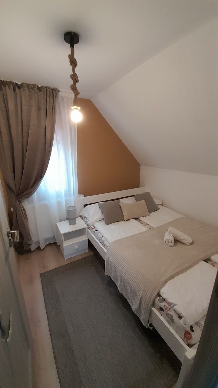 Casa de vacanță cu ciubăr hidromasaj