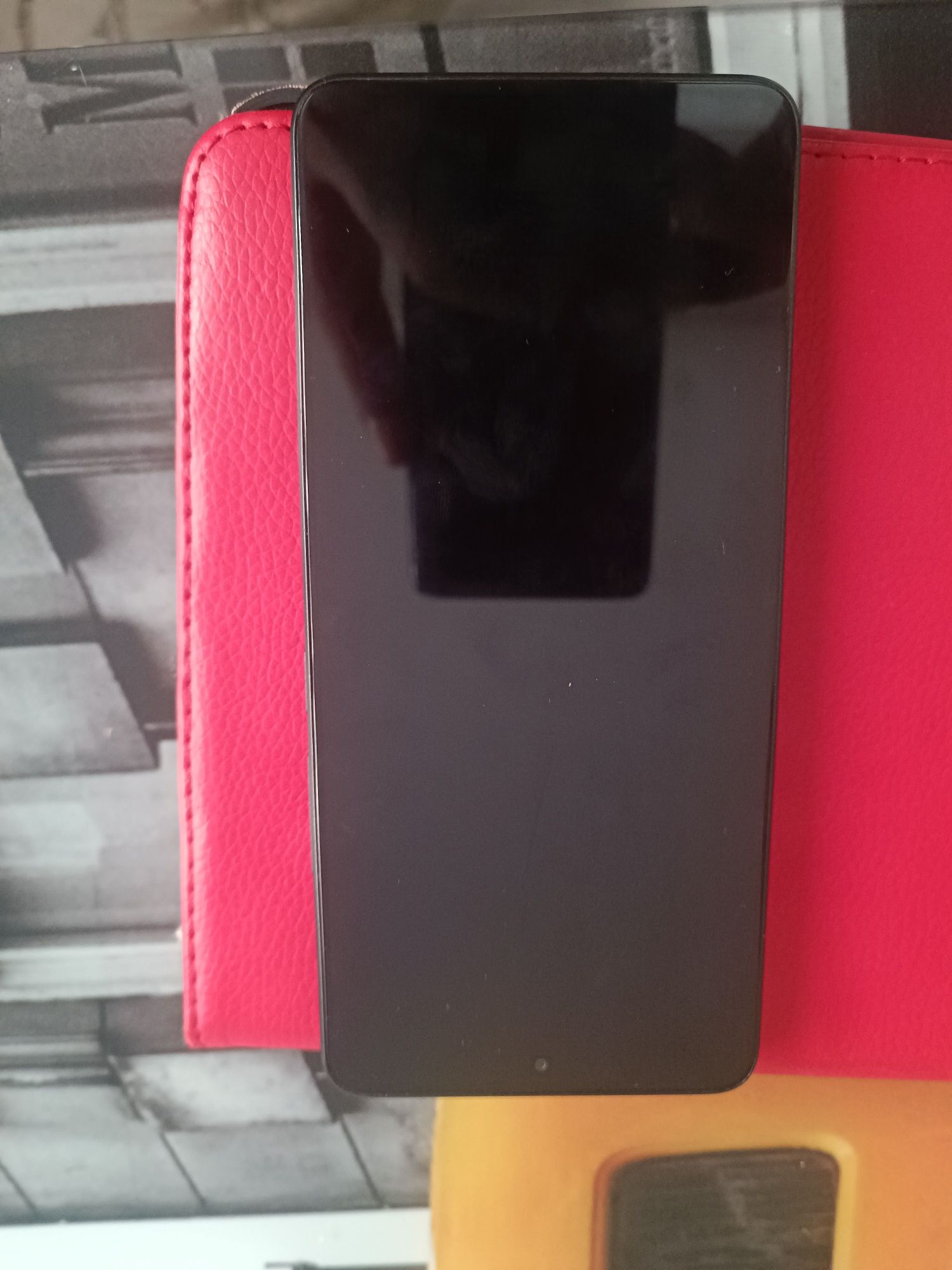 Motorola edg 50 vând telefon impecabil