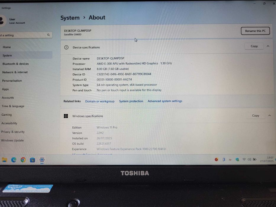 Toshiba Satellite C660D 15.6" CPU AMD E-300 1.3 GHz 8Gb DDR3 256Gb SSD