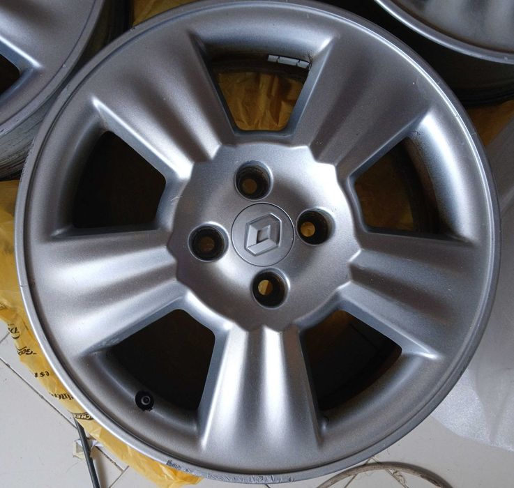 16" 4х100 6.5J 60.1мм алуминиеви джанти RENAULT