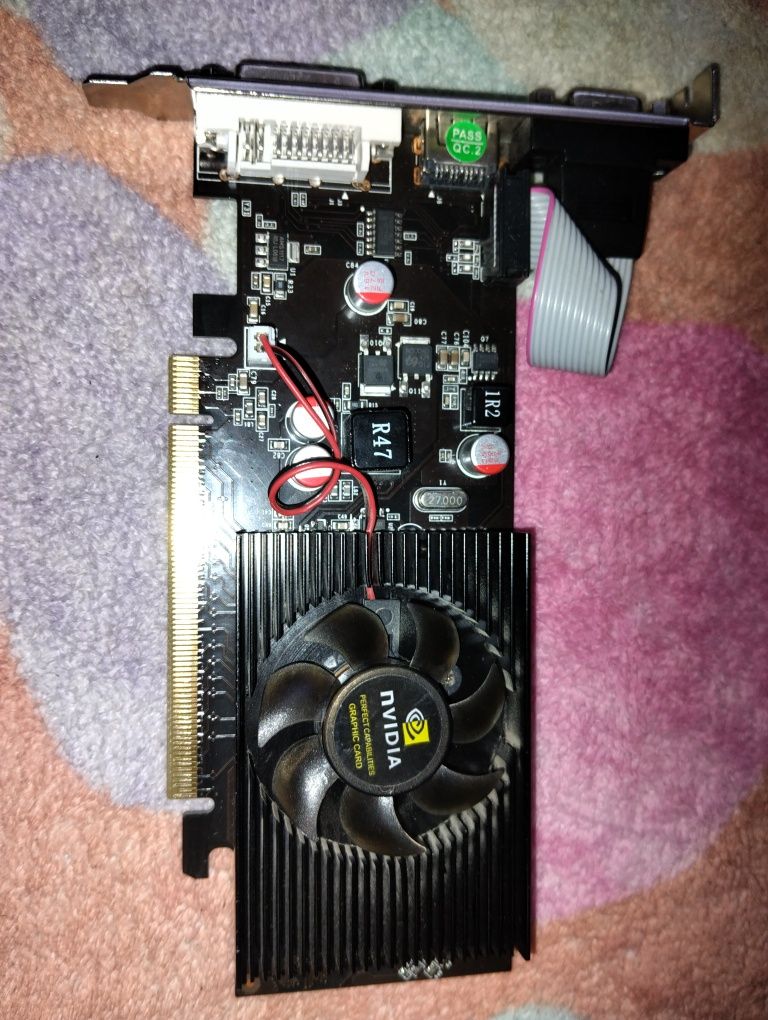 Продам видеокарту Nvidia gt210-Graphic 1gb