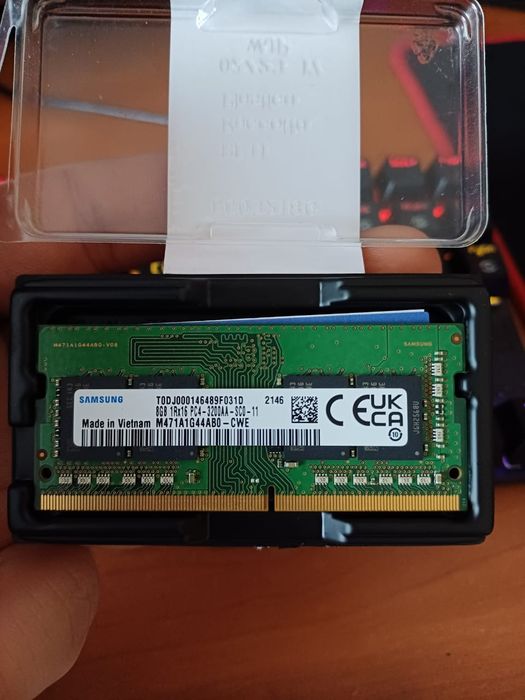 Продам озу на ноутбук 8gb и м2 ssd 1tb