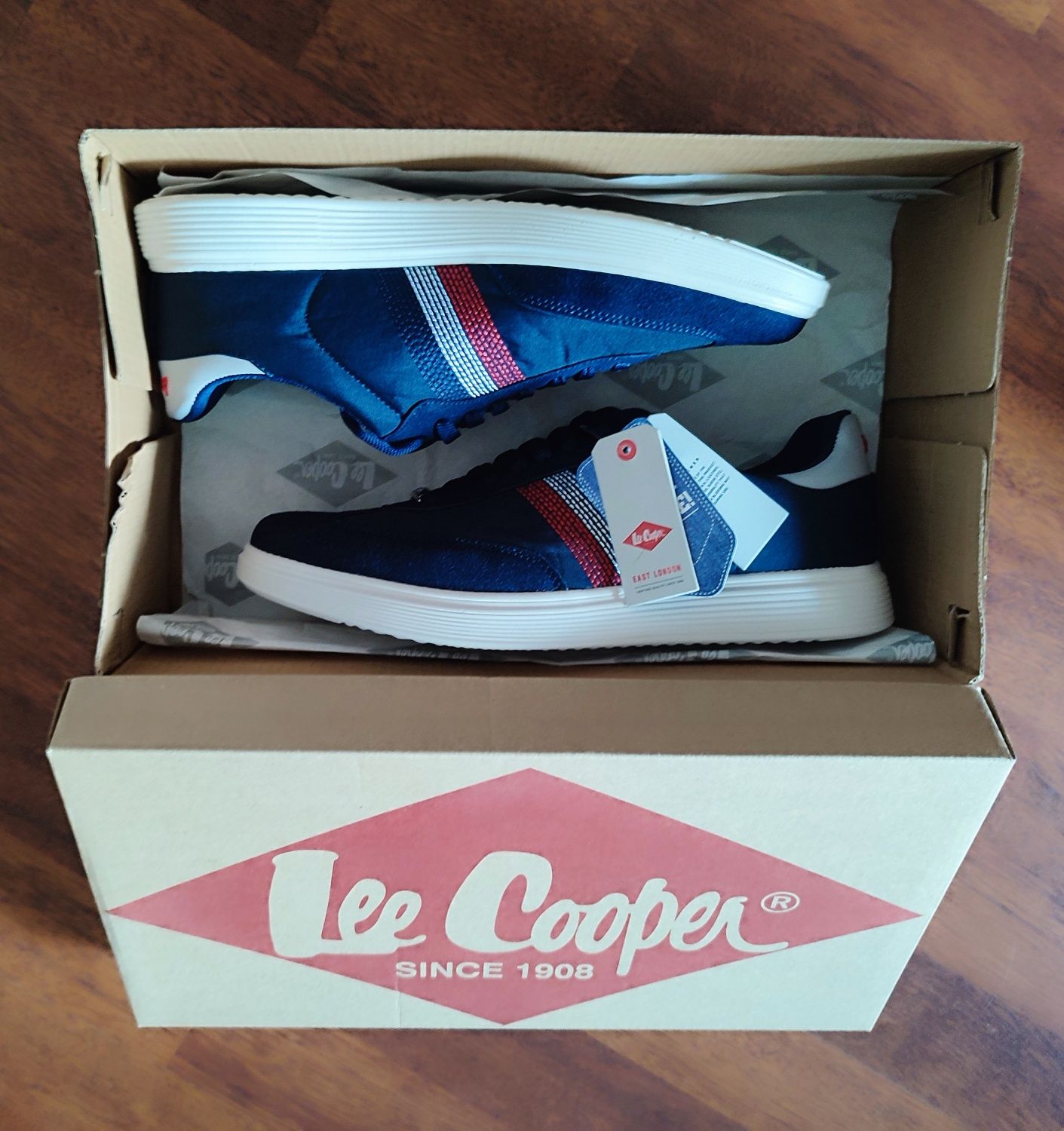 Adidasi Lee Cooper Nr 41,5