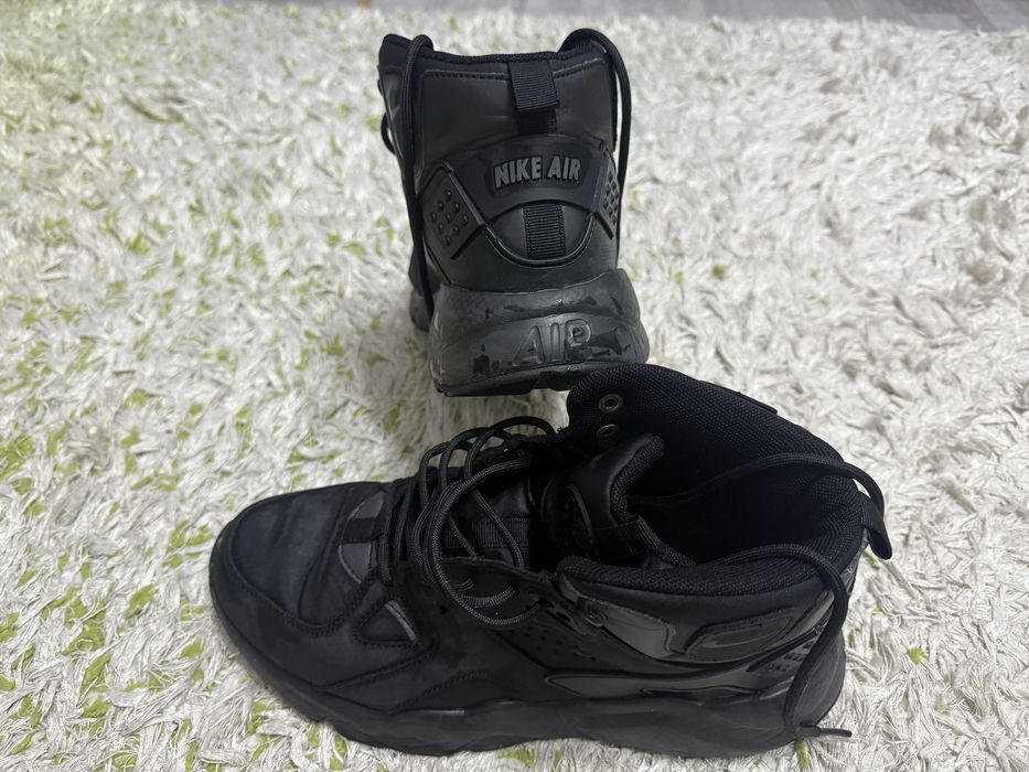 Продаются тёплые кроссовки Оригинал Nike