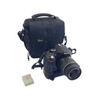Liquid Money vinde- Aparat foto Nikon D5200 + Obiectiv 18-55+accesorii