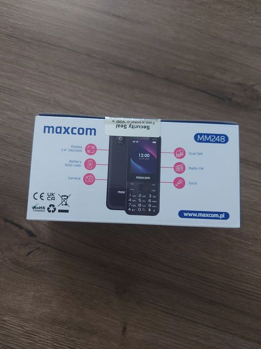 Telefon cu butoane nou