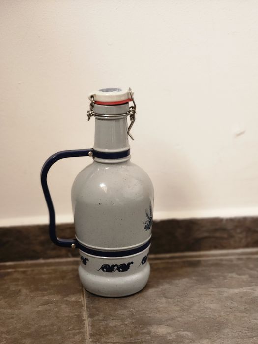 Carafa germană 2 litri