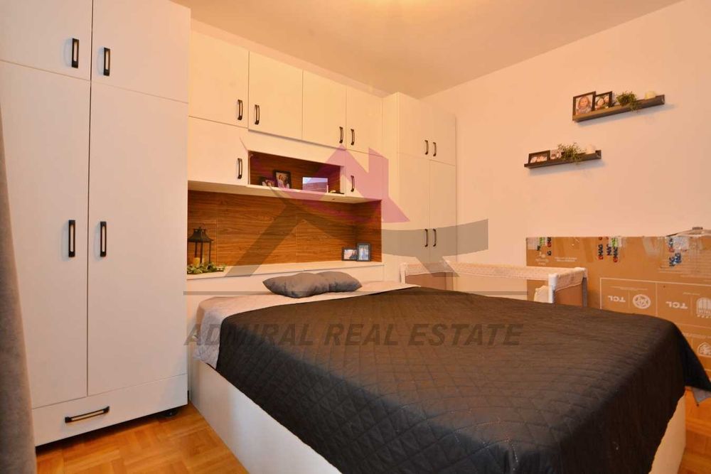 Продава се Тристаен апартамент в Варна, Възраждане 1 - 135 кв.м за 1912 €/кв.м - Снимка #4