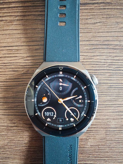 Huawei Watch GT 3 Pro Titanium case, Black strap