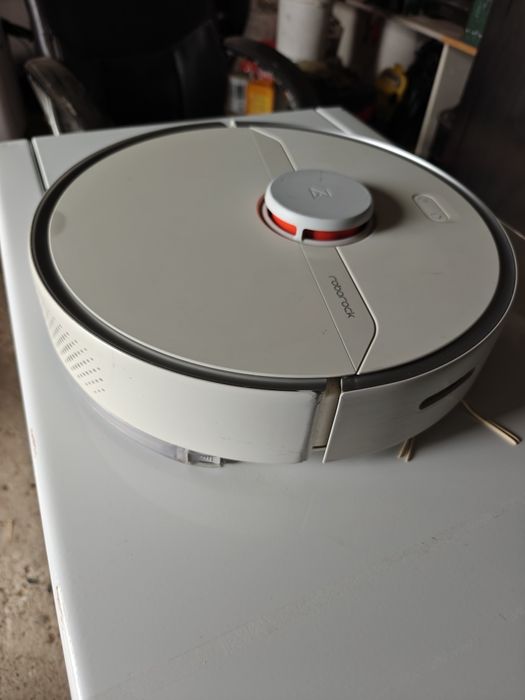 Aspirator robot Roborock s6