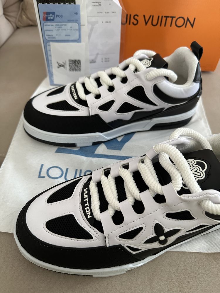 Sneackers LV trainer full box