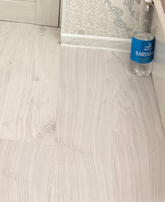 Продается б/у ламинат