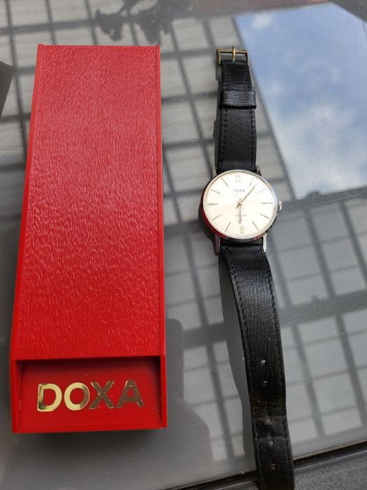 Ceas de mana Doxa Incabloc cu curea de piele