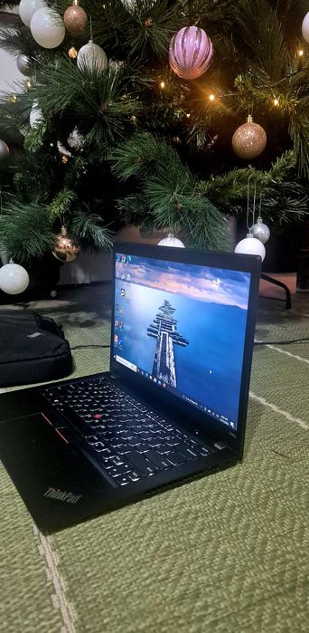 TOUCHScreen Lenovo Thinkpad T14s, i5 gen10, 16 G ddr4,SSD 512 like NEW