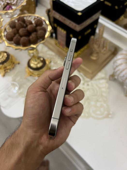 iPhone 15 Pro 256gb 90%