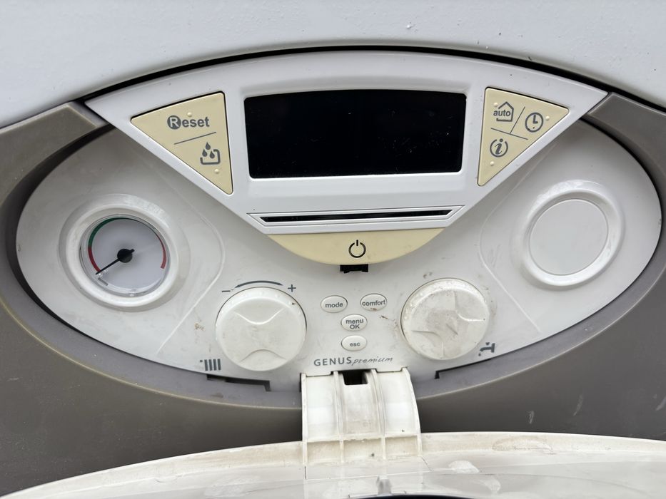 Vand cetrala termica in condensare Ariston genus premium 35kw