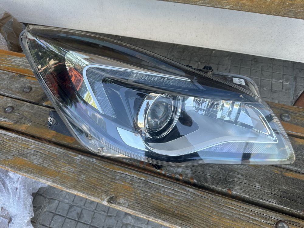 Лед ксенон фарове Opel Insignia 2013-2017