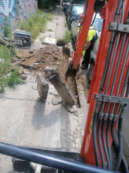 Услуги с мини багер София