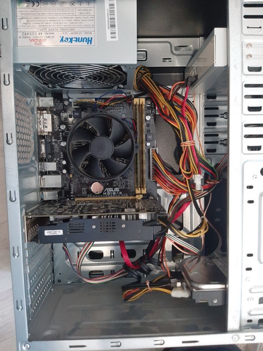 Core i3 4170  gtx 1050