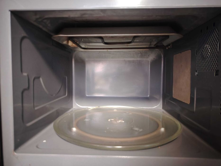 Мирковълнова FINLUX 30л