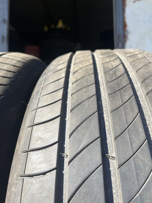 2 бр. летни гуми 235/45/20 Michelin S1 DOT 1123 6 mm