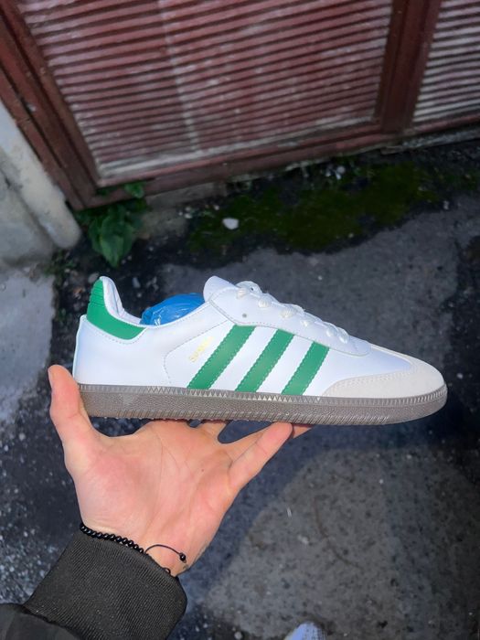 Vand adidasi nike , jordan , addidas