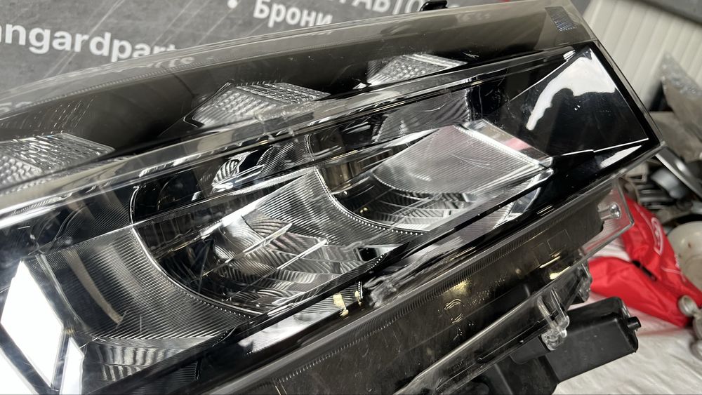 Десен фар Suzuki SX4 S-Cross 2022-