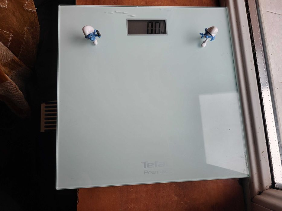 Vând cântar electronic de baie Tefal Premiss (model PP1000)
