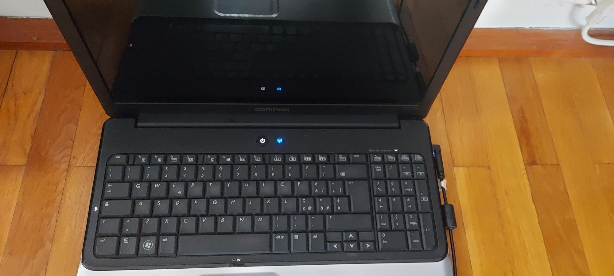 Laptop Compaq Presario CQ61 Defect