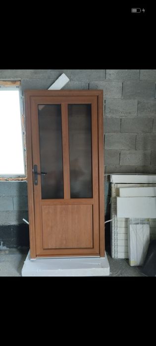 Ușa termopan exterior