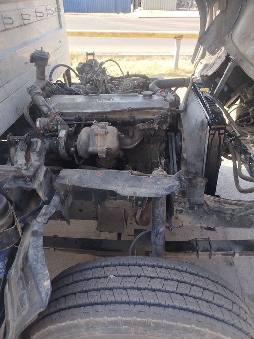 Barter bor yengil moshinalarga yigilgan polniy gurzovoy turbo motor