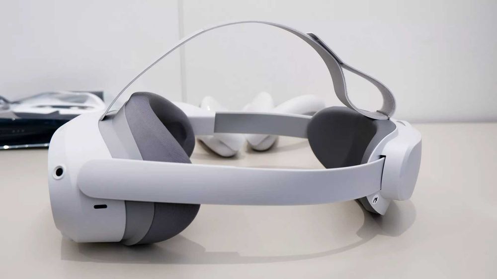 Pico 4 headset 8/128 ideal