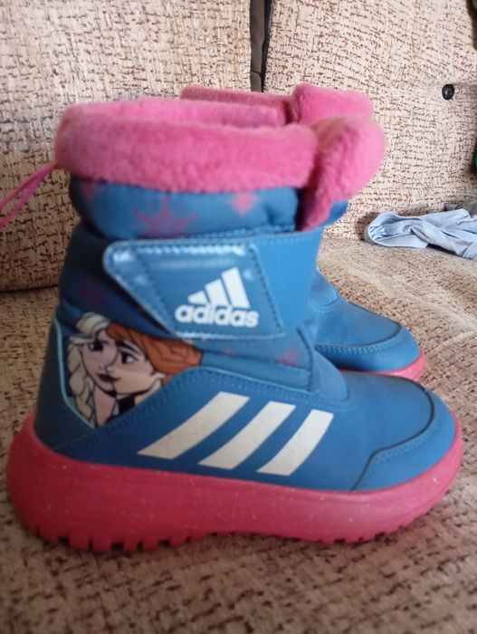 adidas WINTERPLAY FROZEN 31
Cizmele adidas WINTERPLAY FROZEN C s unt c