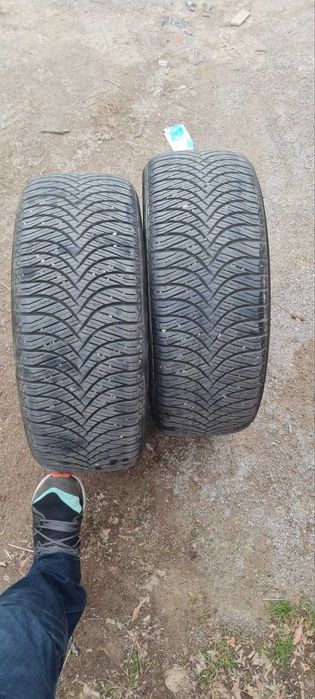 2бр всесезонни гуми 225/45/17