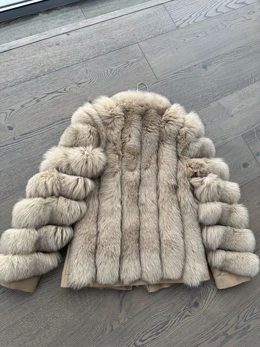 Палто от естествен косъм лисица и естествена кожа светло кафяво