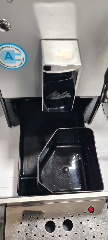 Кафеавтомат Melitta Caffeo Solo & Perfect Milk E957-103