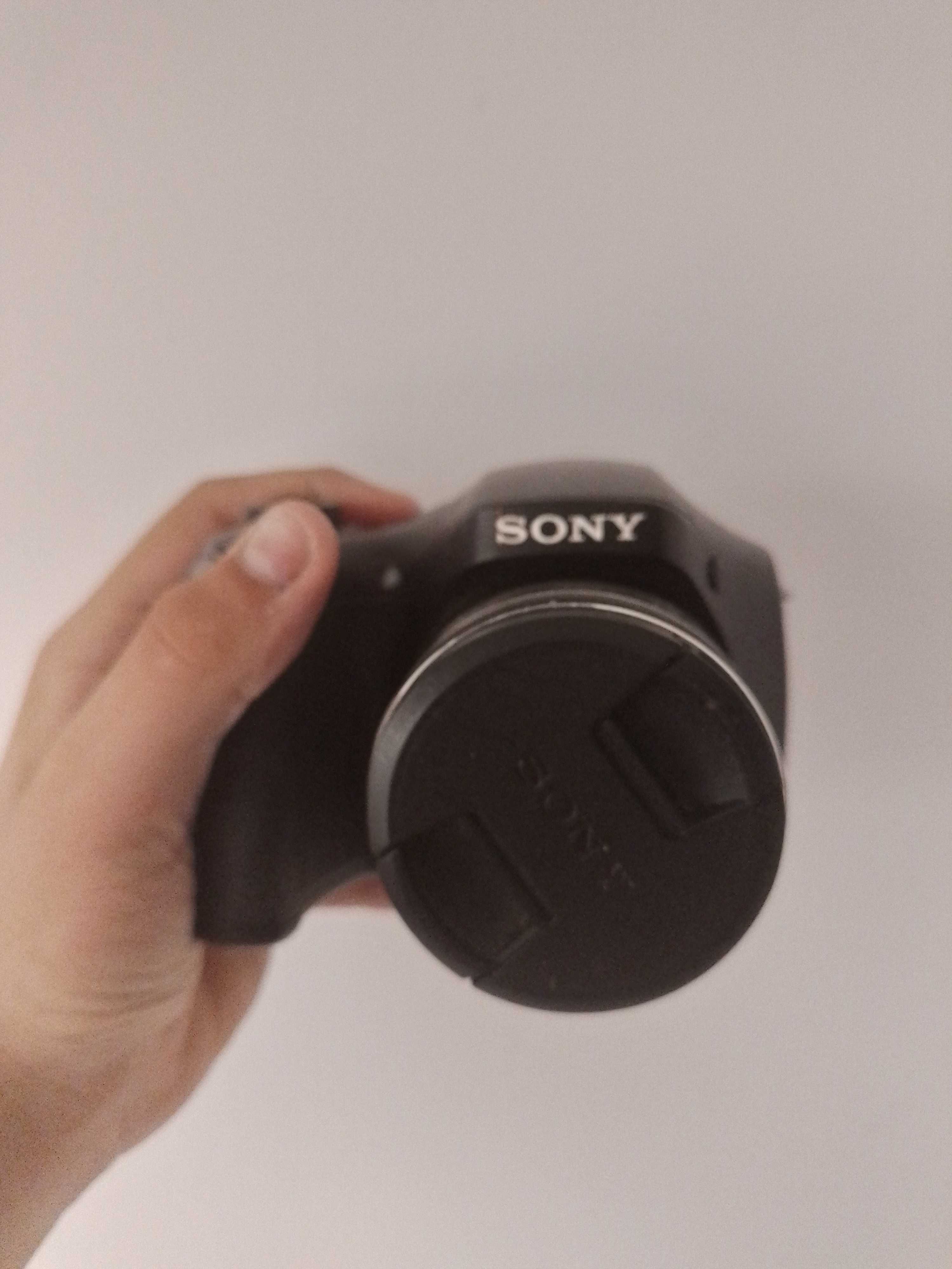 Aparat foto / schimb    digital Sony Cyber-Shot DSC-H300