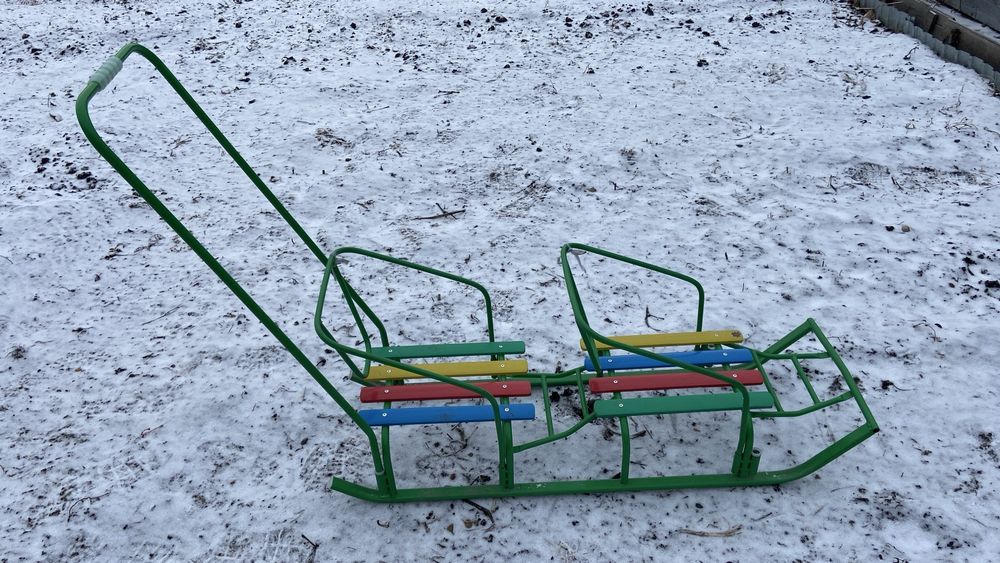 Санки для двойни в отличном состоянии