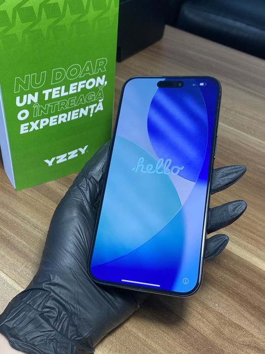 iPhone 15 Pro Max / 256 GB / Sănătate baterie 90% / Ca nou