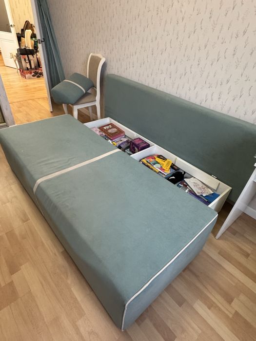 Продам срочно диван 40000 в отличном состоянии