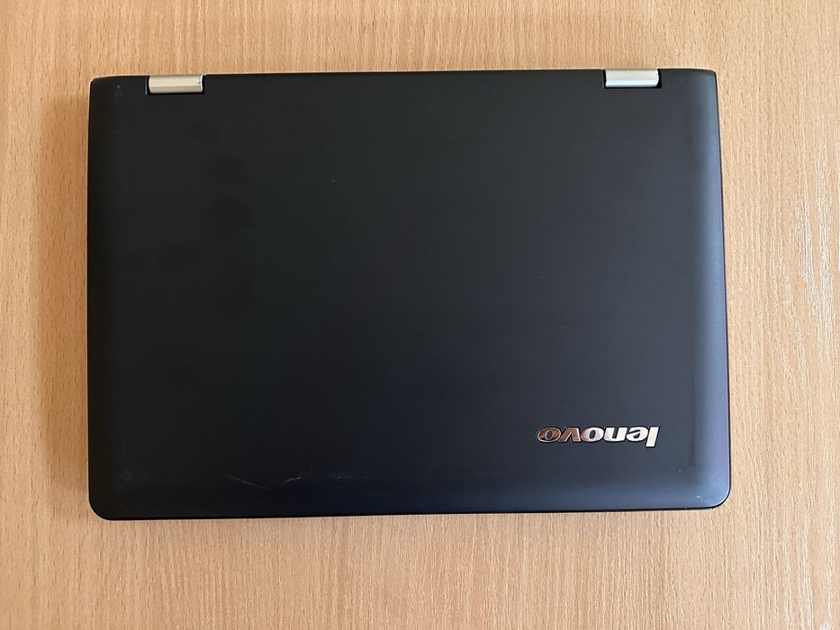 Lenovo YOGA 300 Перфектно состояние
