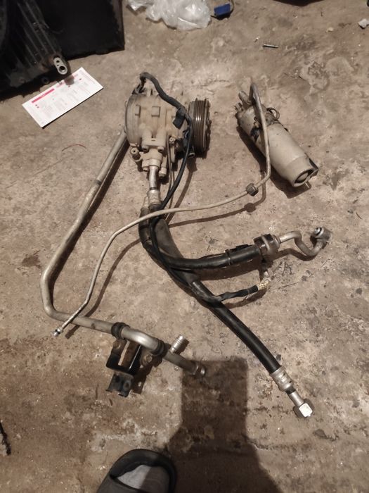 Компресор за климатик с тръбите за Сузуки Витара 1.6 16v