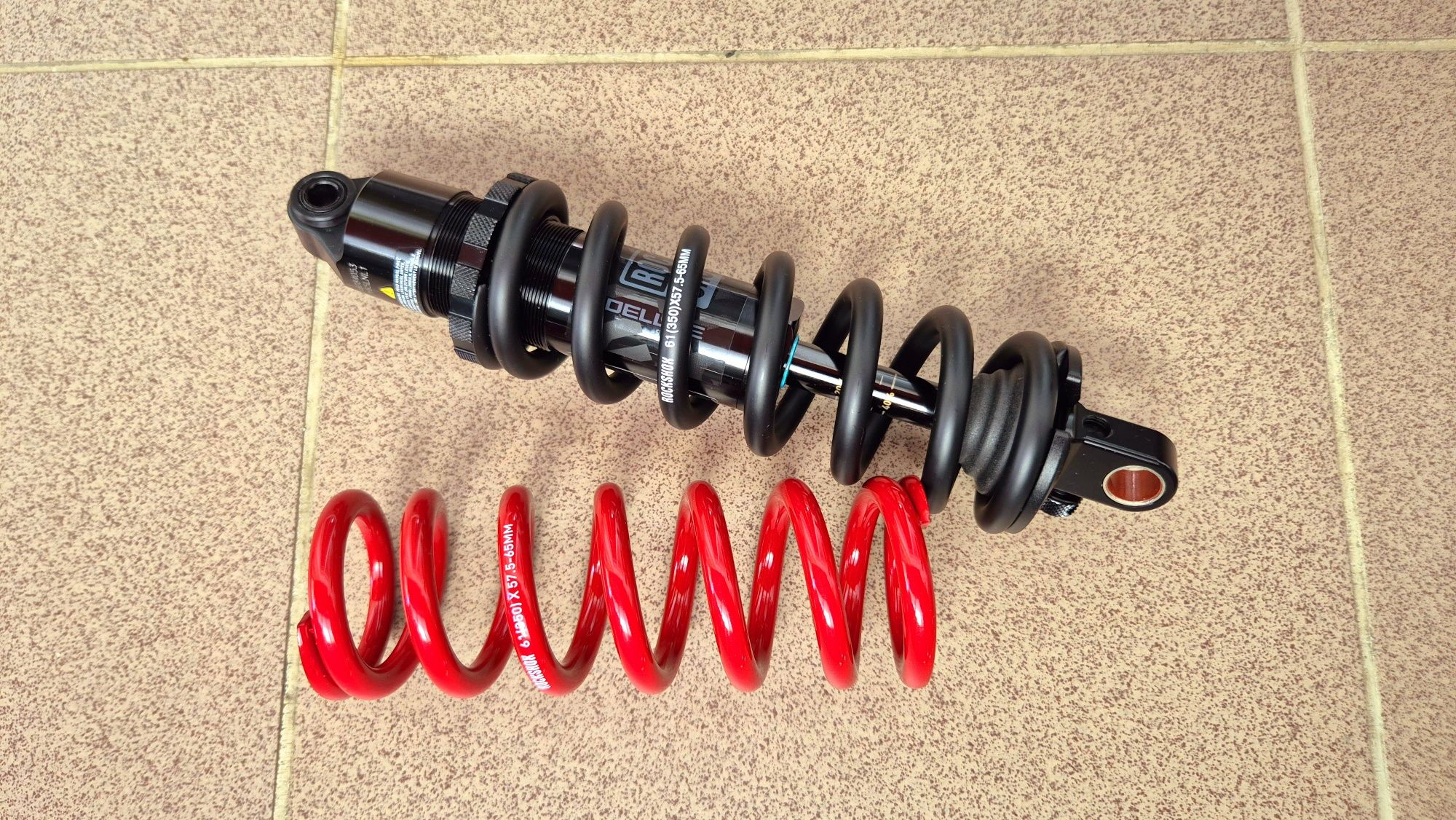 Shock nou MTB RockShox Deluxe Coil Select
