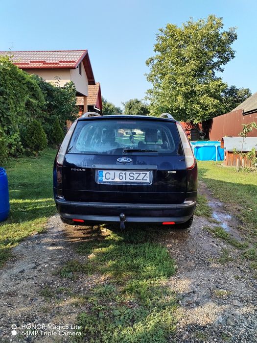 Vând Ford focus 2